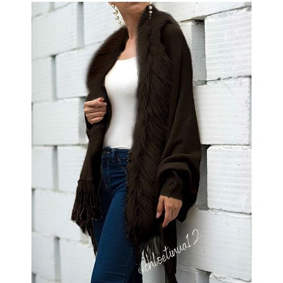 NEW Elegant Soft Fur Sweater Poncho Shawl - Picture 12 of 15